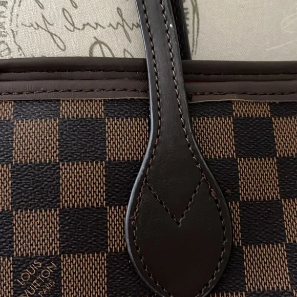 Beautiful Designer Inspired Brown Checkered Tote Bag 💼 - Picture 6 of 12